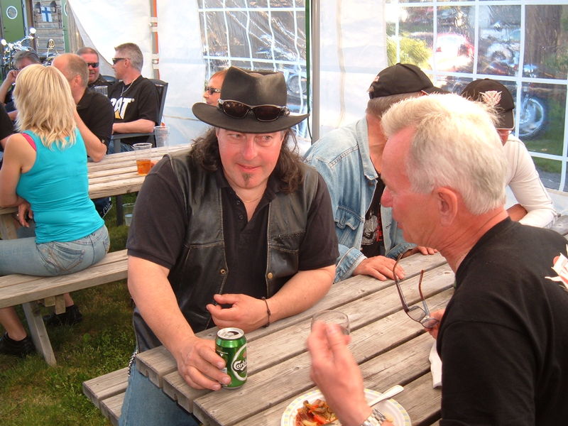 Fredag kvÃ¤ll - Orre o Kapten
Nyckelord: Ã¥rstrÃ¤ff2011