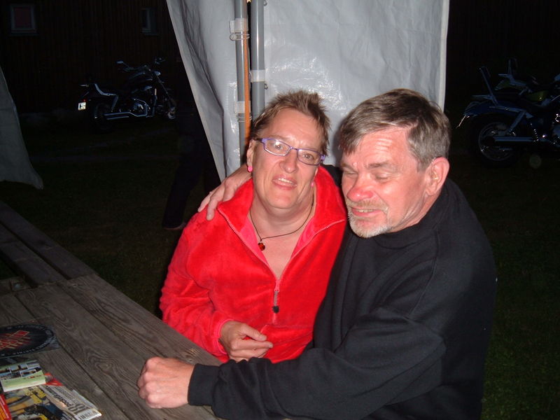 Fredag kvÃ¤ll - Nizze.L o Agnetha njuter aftonen
Nyckelord: Ã¥rstrÃ¤ff2011