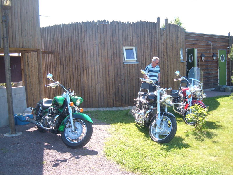 LÃ¶rdag fÃ¶rmiddag pÃ¥ Sigurd Ring
Kapten beundrar Airis nya 1300'a
Nyckelord: Ã¥rstrÃ¤ff2011