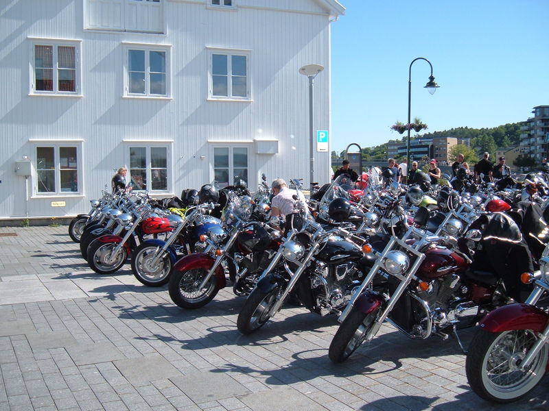 LÃ¶rdagskortegen - TÃ¸nsberg brygge
Nyckelord: Ã¥rstrÃ¤ff2011