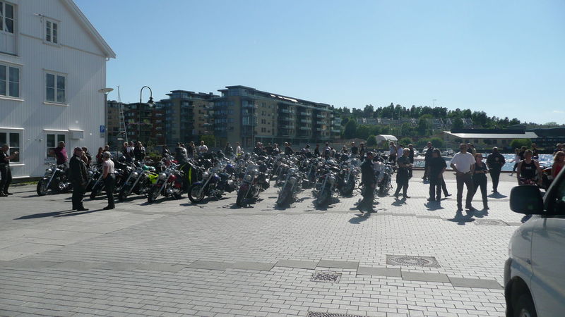 LÃ¶rdagskortegen - TÃ¸nsberg brygge
Nyckelord: Ã¥rstrÃ¤ff2011