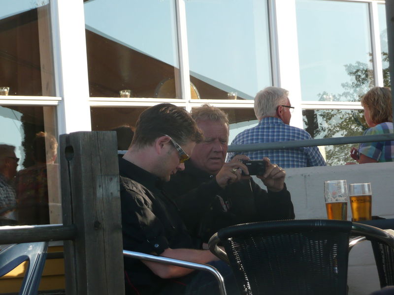 LÃ¶rdag kvÃ¤ll pÃ¥ campingens uteservering
Nyckelord: Ã¥rstrÃ¤ff2011