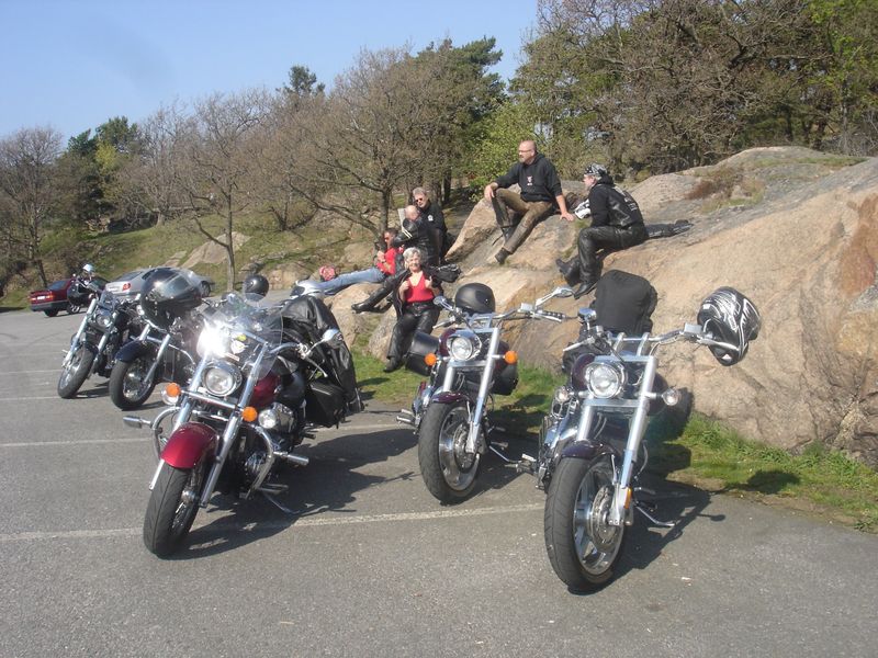 fika paus pÃ¥ Ramberget 
FrÃ¥n: 	Sergeant 	(ons 4 maj 2011 02.34.50)
Coola snubbar och lady
