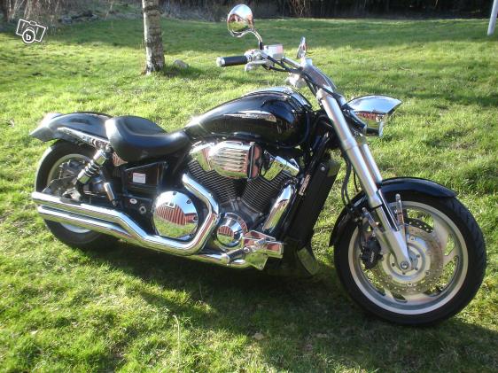 BikerBoys_2000cc_4.jpg