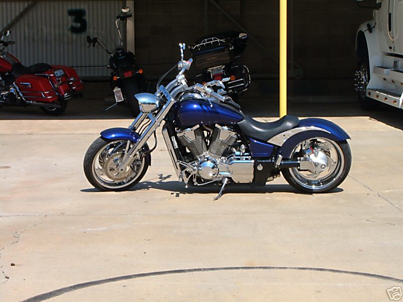 BikerBoys_bl_11.jpg