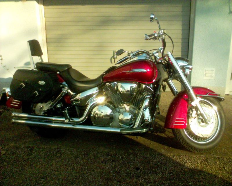 11_Honda_VTX_1300_Retro.jpg