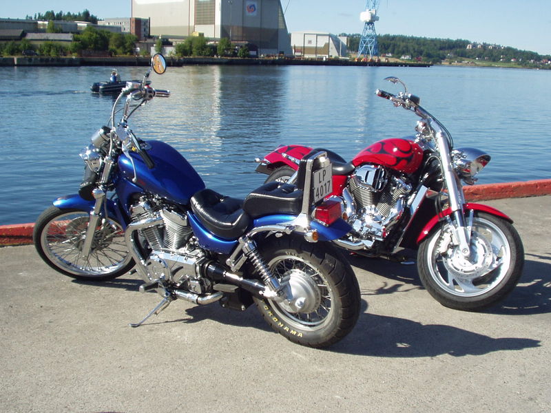 Sissels lilla blÃ¥ och min Store Starke! TÃ¸nsberg brygge aug. -08
