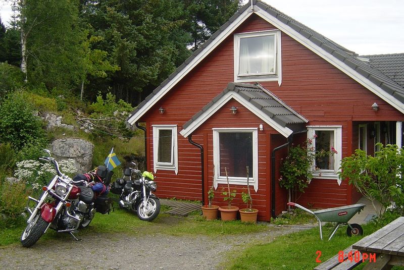 Andra kvarten, gott om plats, slapp snarkningar. 
