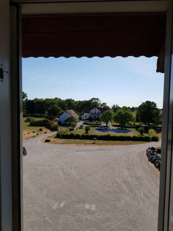 PÃ¥ Tjauls GÃ¥rd
Fotograf: Sissel
Nyckelord: Ã¥rstrÃ¤ff2018