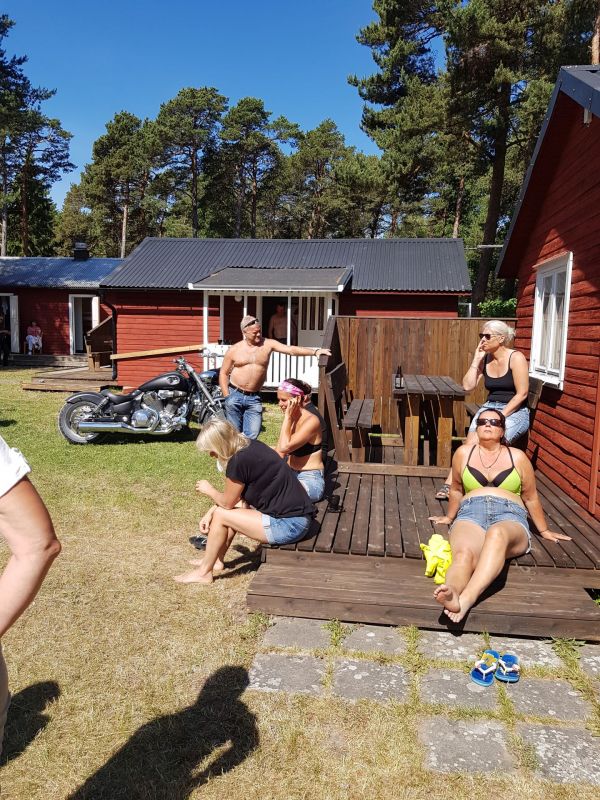 PÃ¥ SnÃ¤ckan
Fotograf: Sissel
Nyckelord: Ã¥rstrÃ¤ff2018