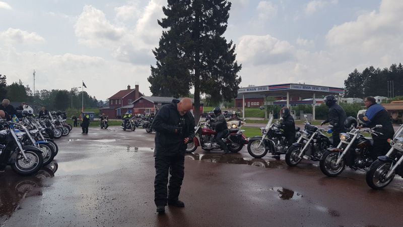 Kaffestopp pÃ¥ RÃ¶rbÃ¤cksnÃ¤s
Foto: Sissel
Nyckelord: Ã¥rstrÃ¤ff2019