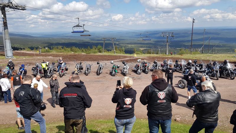 Vid SnÃ¶gubben
Foto: Sissel
Nyckelord: Ã¥rstrÃ¤ff2019