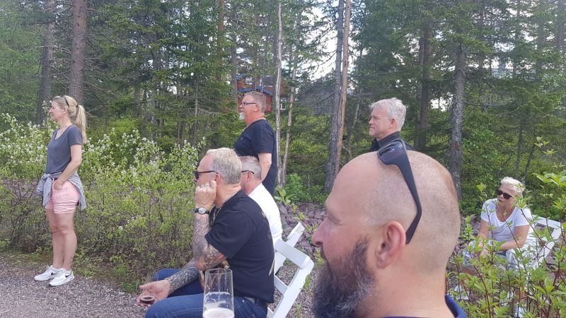 Lite lek
Foto: Sissel
Nyckelord: Ã¥rstrÃ¤ff2019