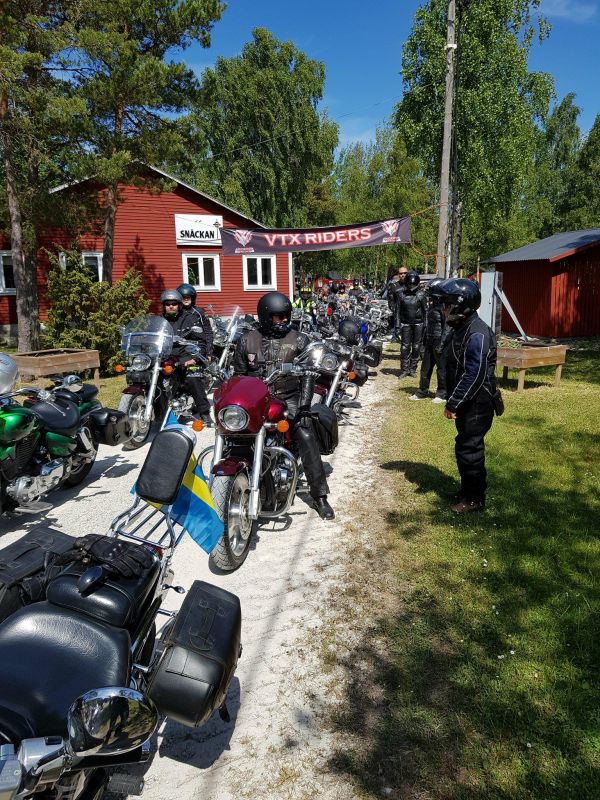PÃ¥ SnÃ¤ckan
Fotograf: 88:an
Nyckelord: Ã¥rstrÃ¤ff2018