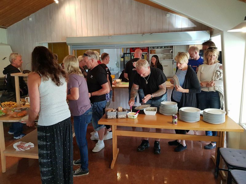 PÃ¥ SnÃ¤ckan
Fotograf: 88:an
Nyckelord: Ã¥rstrÃ¤ff2018