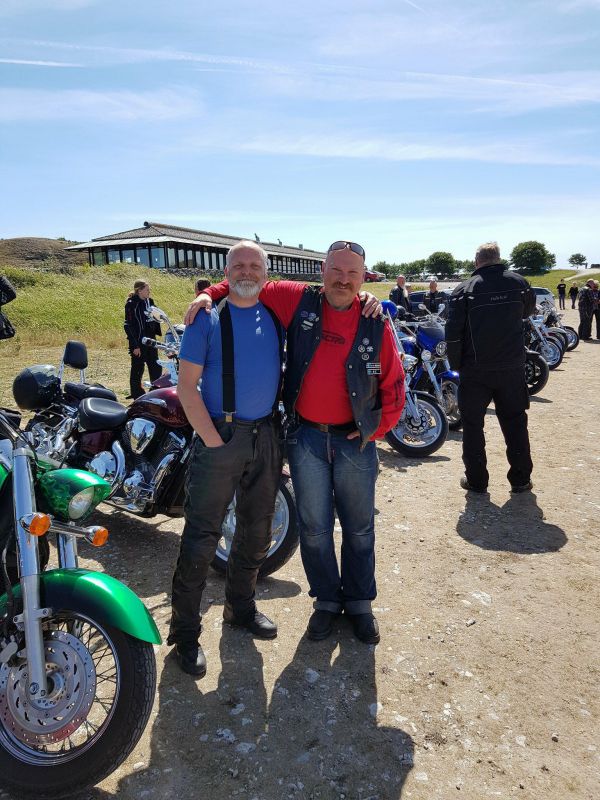 Lunch vid Hoburgsgubben
Fotograf: 88:an
Nyckelord: Ã¥rstrÃ¤ff2018