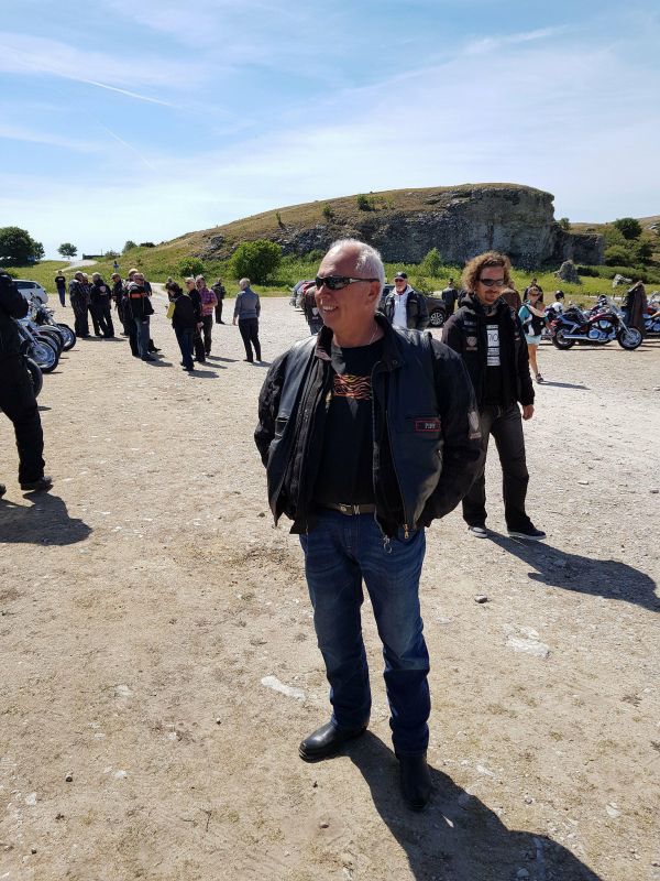 Lunch vid Hoburgsgubben
Fotograf: 88:an
Nyckelord: Ã¥rstrÃ¤ff2018