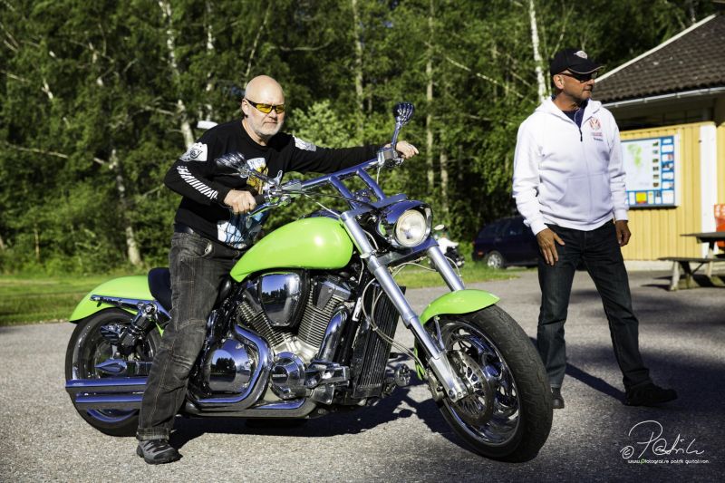 Fotograf: Patrik Gustafsson
Vi hade turen att fÃ¥ besÃ¶k av en fotograf och gammal jobbarkompis till TÃ¥ngan just vid prisutdelningen! 
FÃ¶r att bestÃ¤lla hÃ¶gupplÃ¶st eller utskrift ta kontakt med:
www.pfotograf.se 


Nyckelord: Ã¥rstrÃ¤ff2017